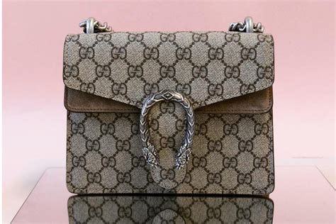 THE BEGINNER'S GUIDE TO AUTHENTICATING GUCCI 